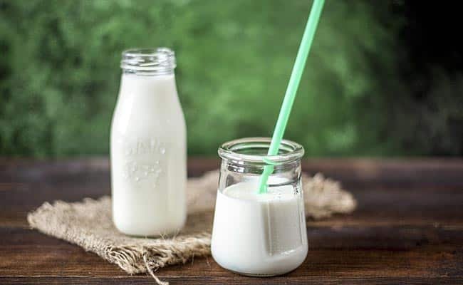 रोज करें दूध के साथ इस चीज का सेवन 15 दिनों में बढ़ जाएगा 10 किलो वजन