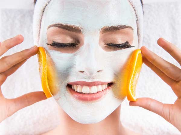योगर्ट से पाएं चमकदार त्वचा तुरंत | Homemade Yogurt Face Packs To Get Glowing Skin - Hindi Boldsky