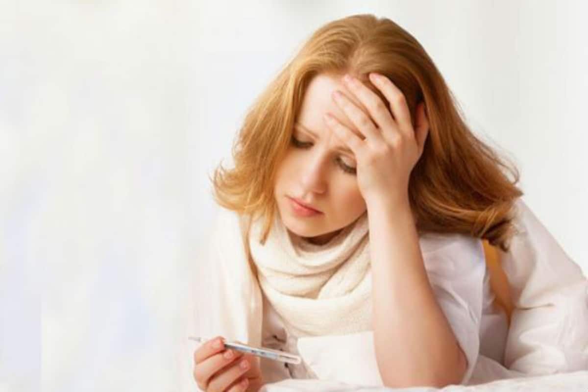Home Remedies: वायरल बुखार से हैं परेशान तो घर पर इन घरेलू नुस्‍खों से दें वायरल फीवर को मात - Home remedies to treat viral fever naturally know the remedies - Latest