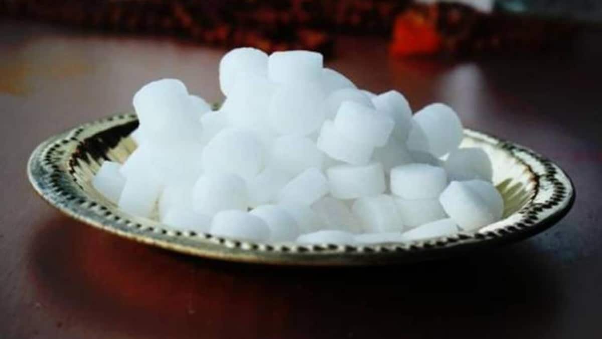 जानें-कपूर का महत्व, औषधि के रूप में ऐसे करें प्रयोग - benefits and significance of camphor tpra - AajTak