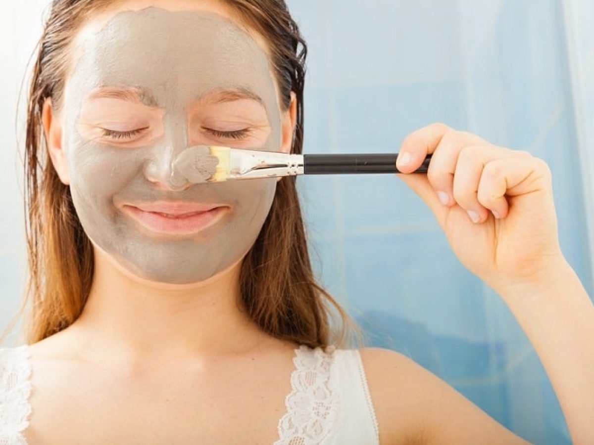 चंदन के फेस पैक से पाएं दमकती त्वचा - Chandan Face Pack In Hindi